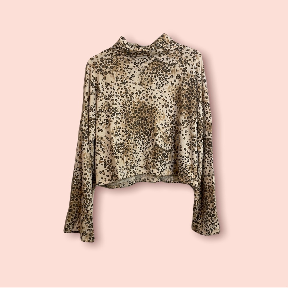 Vintage Havana Long Sleeve Leopard Print Top